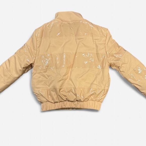 NWT Beige PufferJacket
Multiple Sizes Available! - Picture 5 of 9